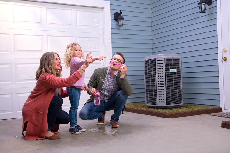 family-blowing-bubbles-keeprite